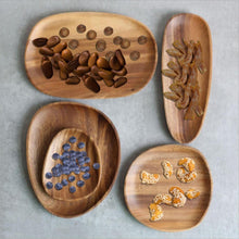 Load image into Gallery viewer, ELYZE Wooden Plate Set