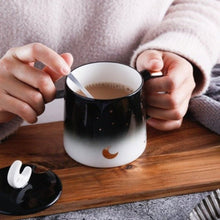 Load image into Gallery viewer, MOON Cup